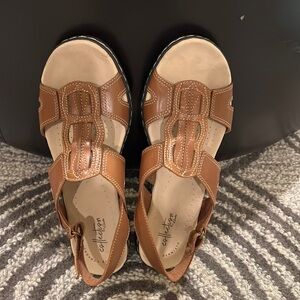 Clerks Sandals